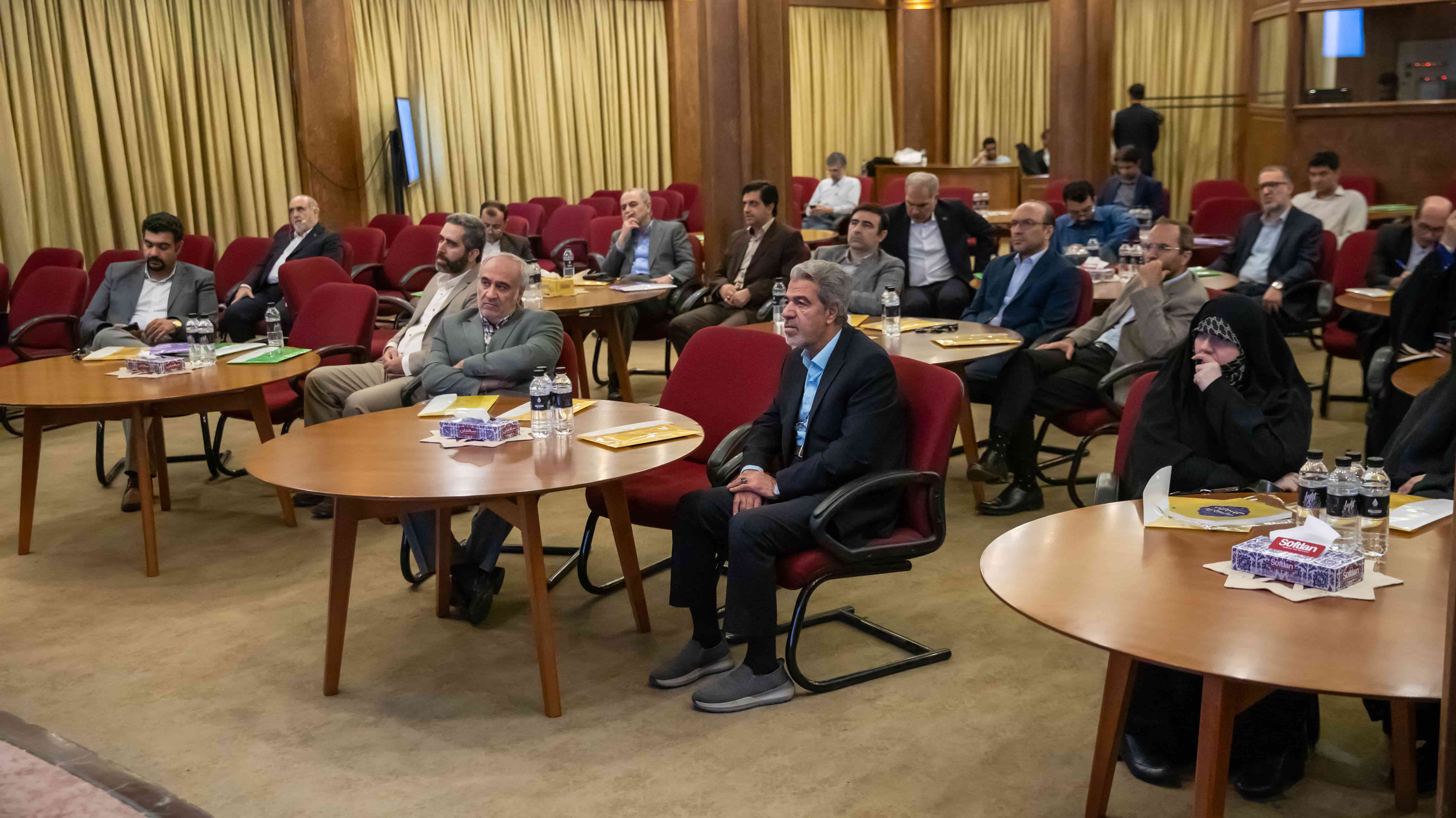نشست سالانه اساتید 1404 بصائر
